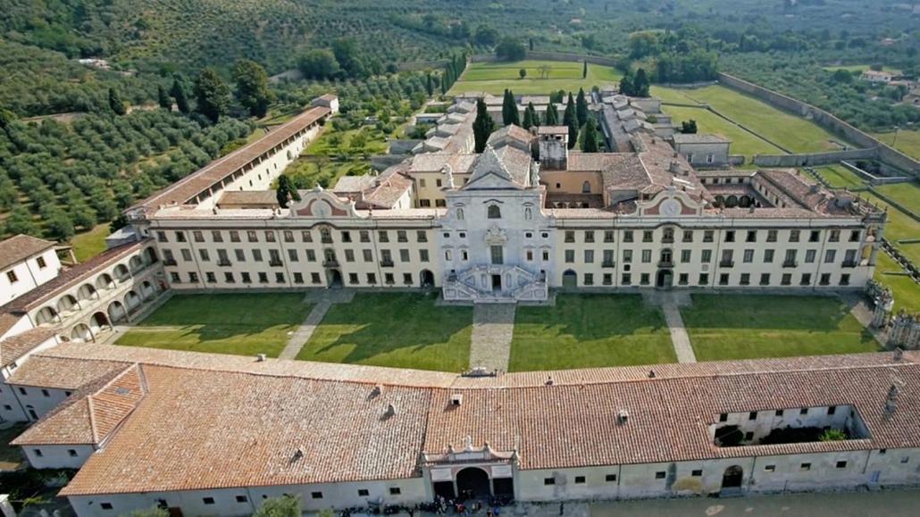 Villa Guelfi กาสชินา ภายนอก รูปภาพ