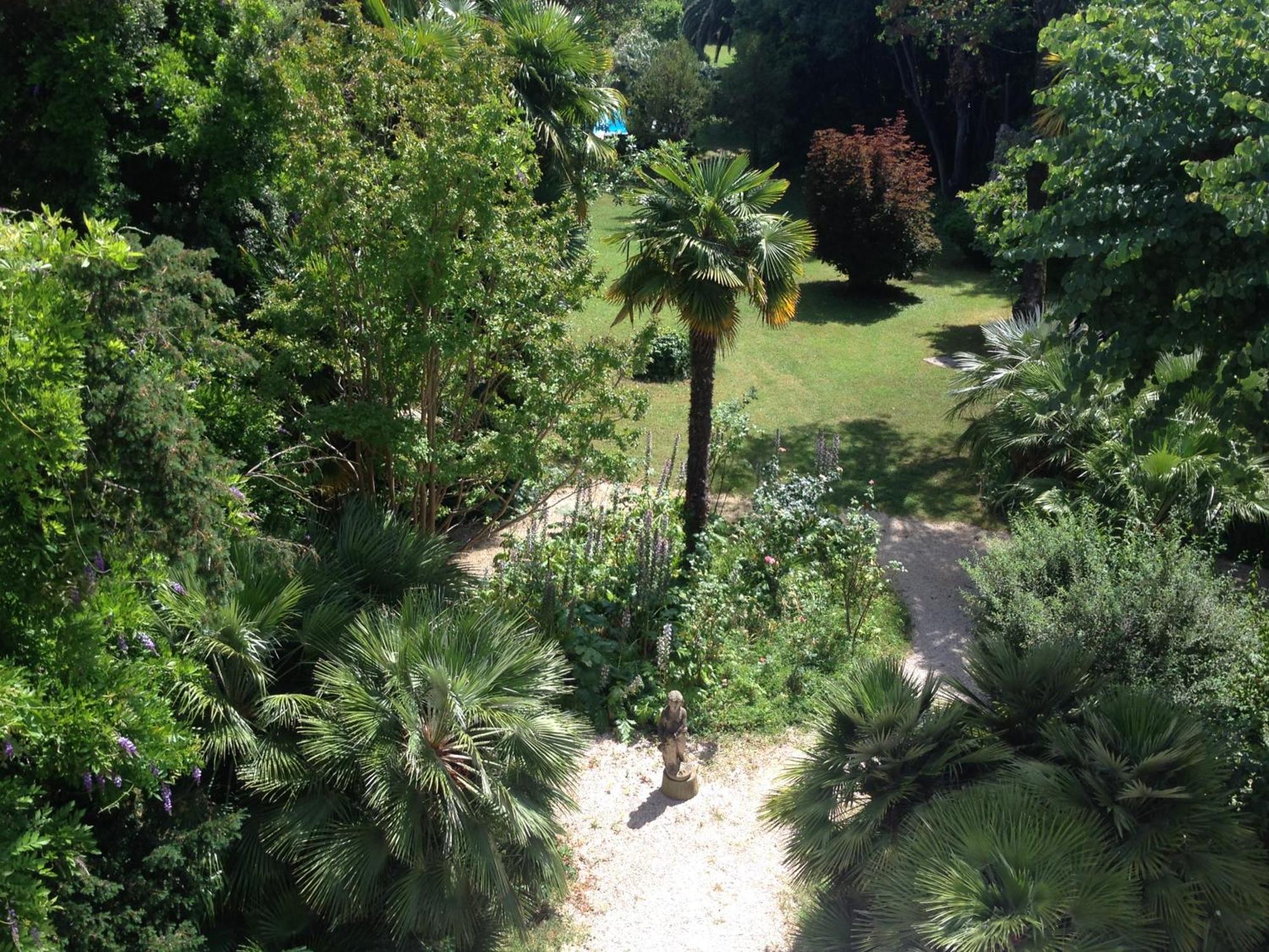 Villa Guelfi กาสชินา ภายนอก รูปภาพ
